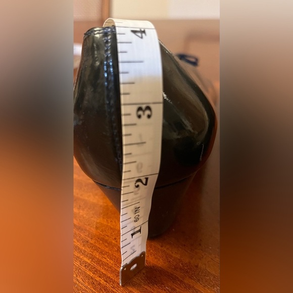 Salvatore Ferragamo Vara Pump Black Leather 10.5 - Picture 12 of 14